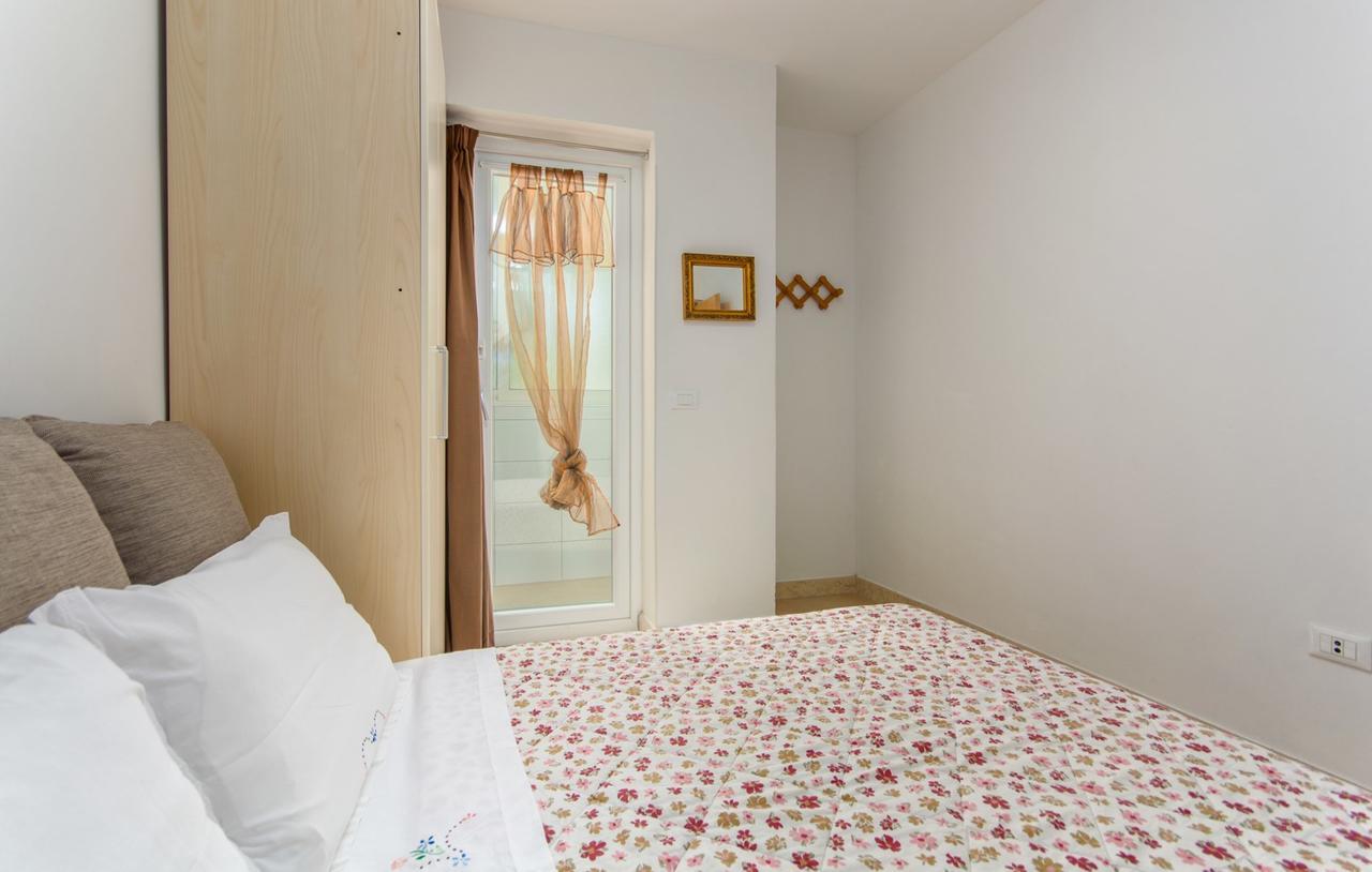 Apartment Riva Poreč Exterior foto